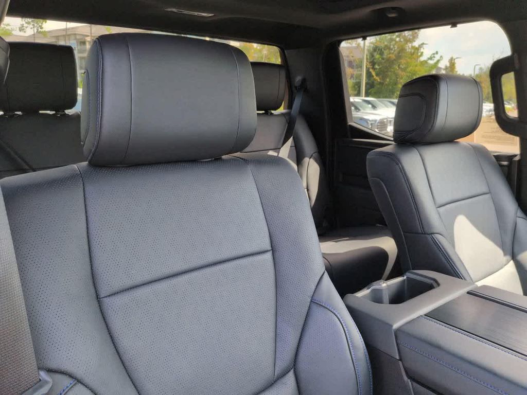 2026 Toyota TUNDRA PLATINUM 照片 7