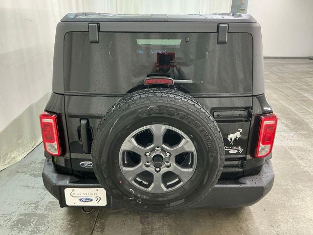 FORD BRONCO - 4