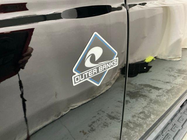 FORD BRONCO OUTER BANKS - 10