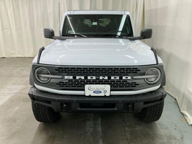FORD BRONCO - 10