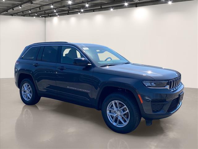 New 2026 Jeep Grand Cherokee Laredo