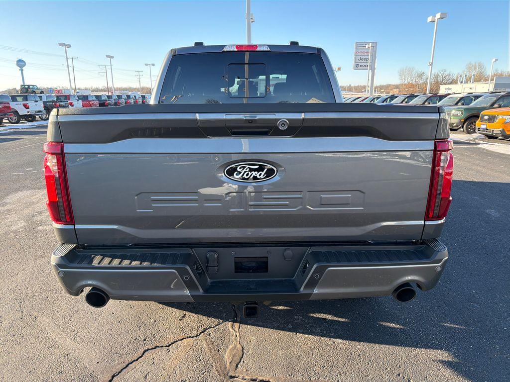 FORD F-150 XLT - 4