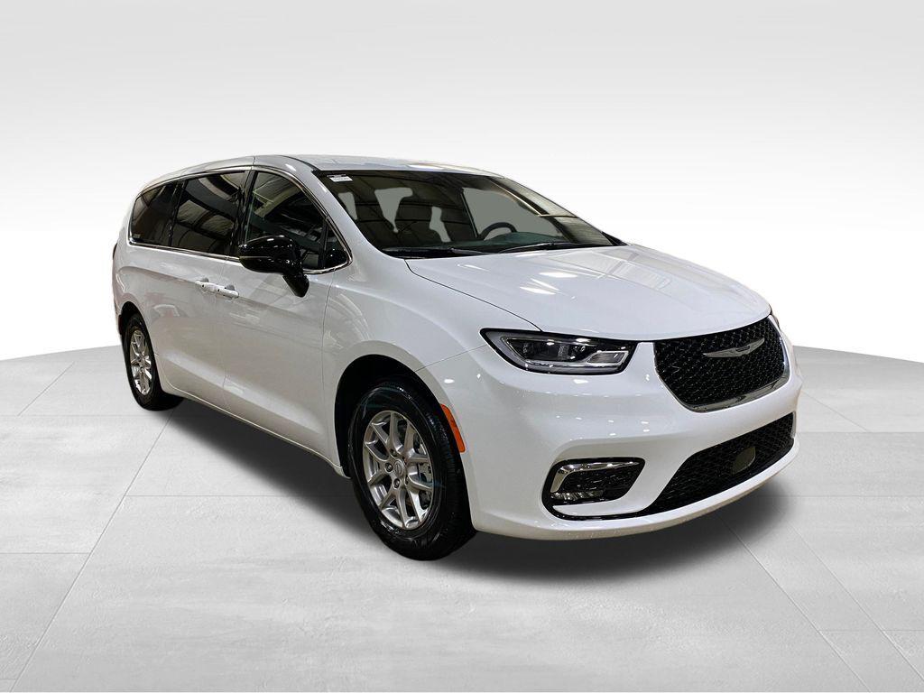 New 2026 Chrysler Pacifica L