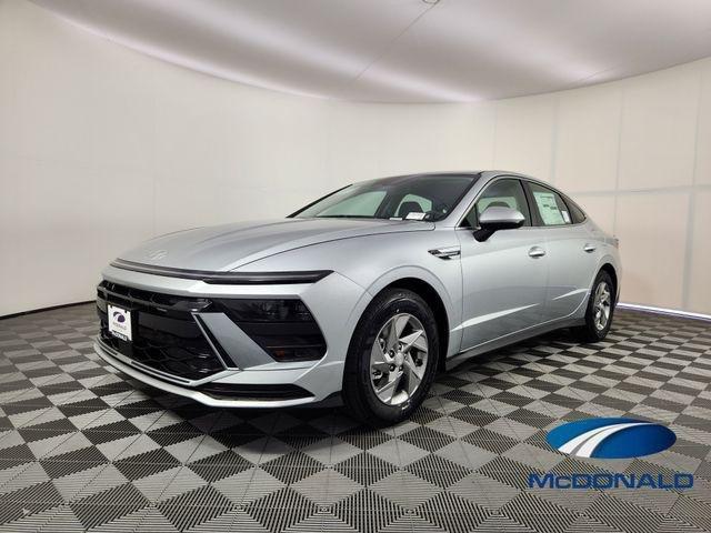 New 2026 Hyundai SONATA SE