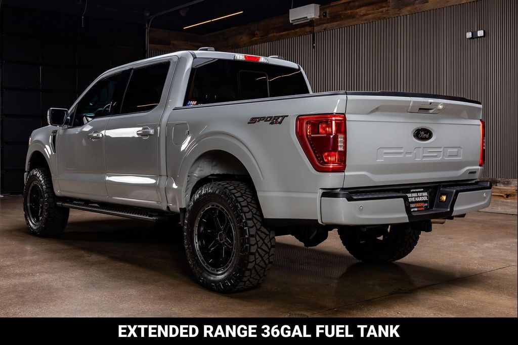 2023 FORD F-150 XLT — миниатюра 7