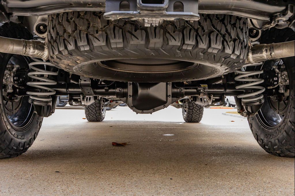 صورة مصغرة 16 لـ 2025 FORD F-150 RAPTOR