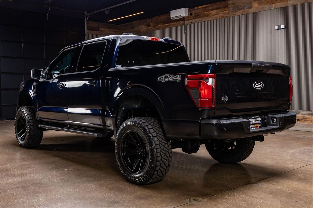 صورة 6 لـ 2026 FORD F-150 XLT