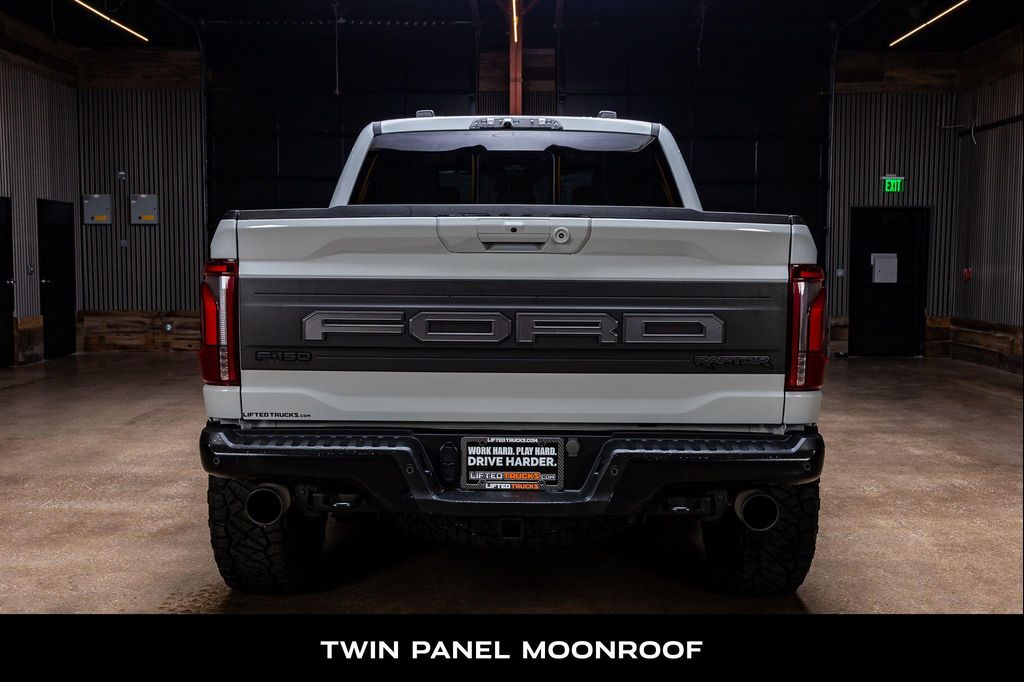 FORD F-150 RAPTOR - 8