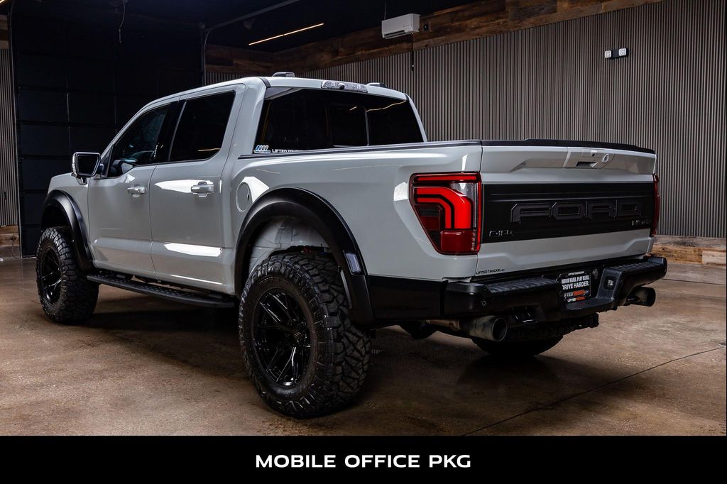 FORD F-150 RAPTOR - 7