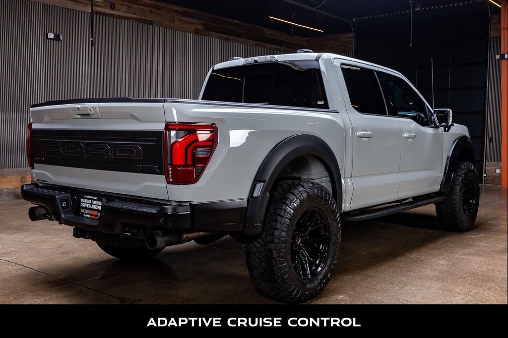 FORD F-150 RAPTOR - 10