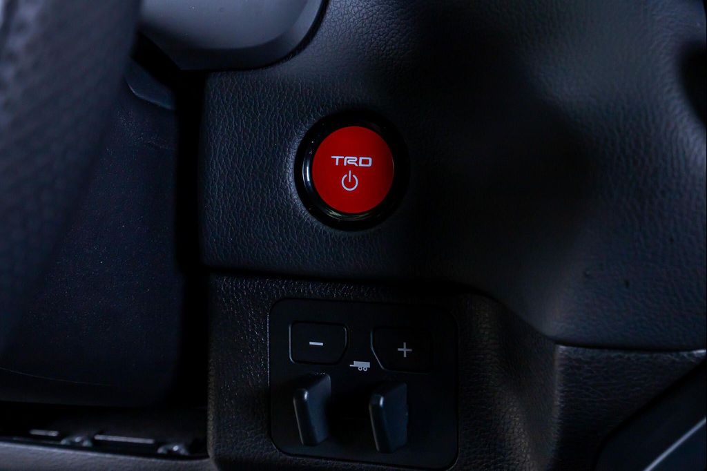 صورة مصغرة 23 لـ 2026 Toyota SEQUOIA TRD PRO