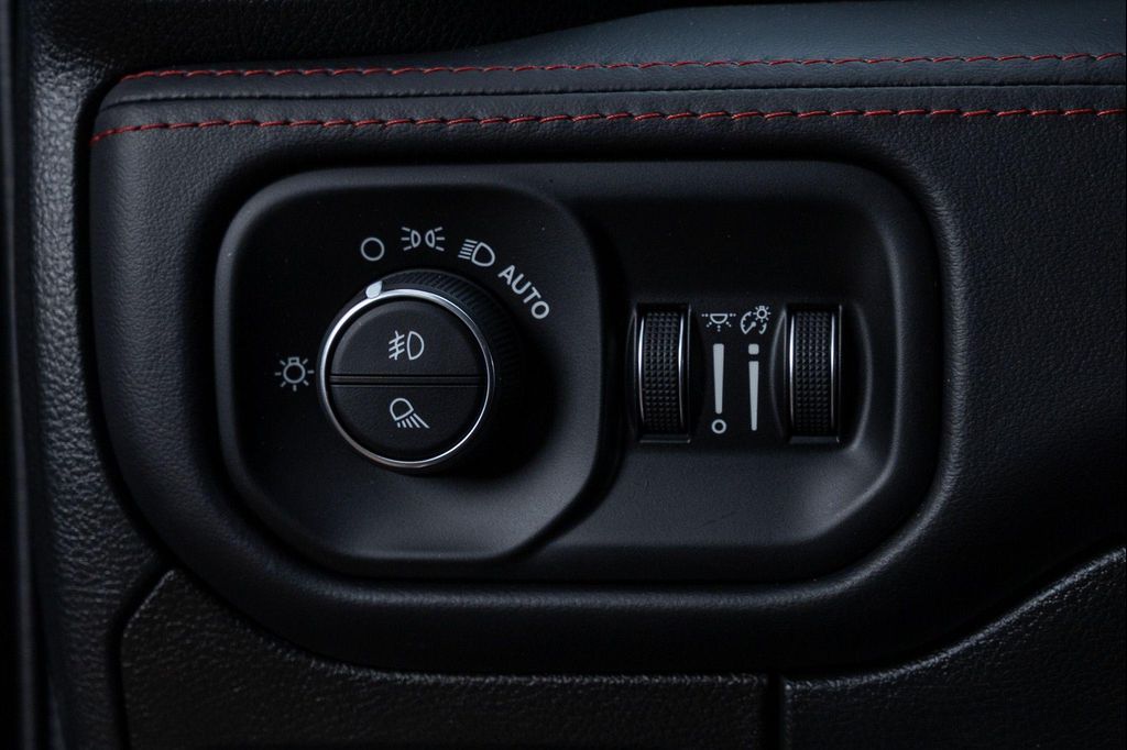 2022 RAM 1500 TRX 缩略图 21