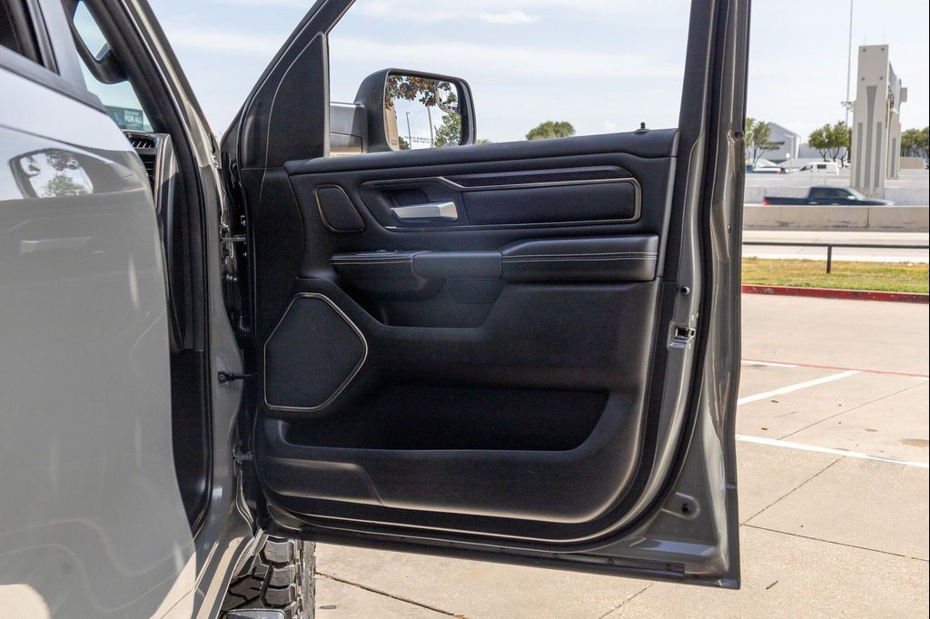 2023 RAM 1500 REBEL 缩略图 28