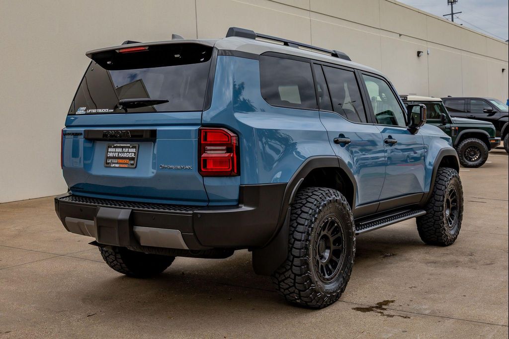 TOYOTA LAND CRUISER - 10