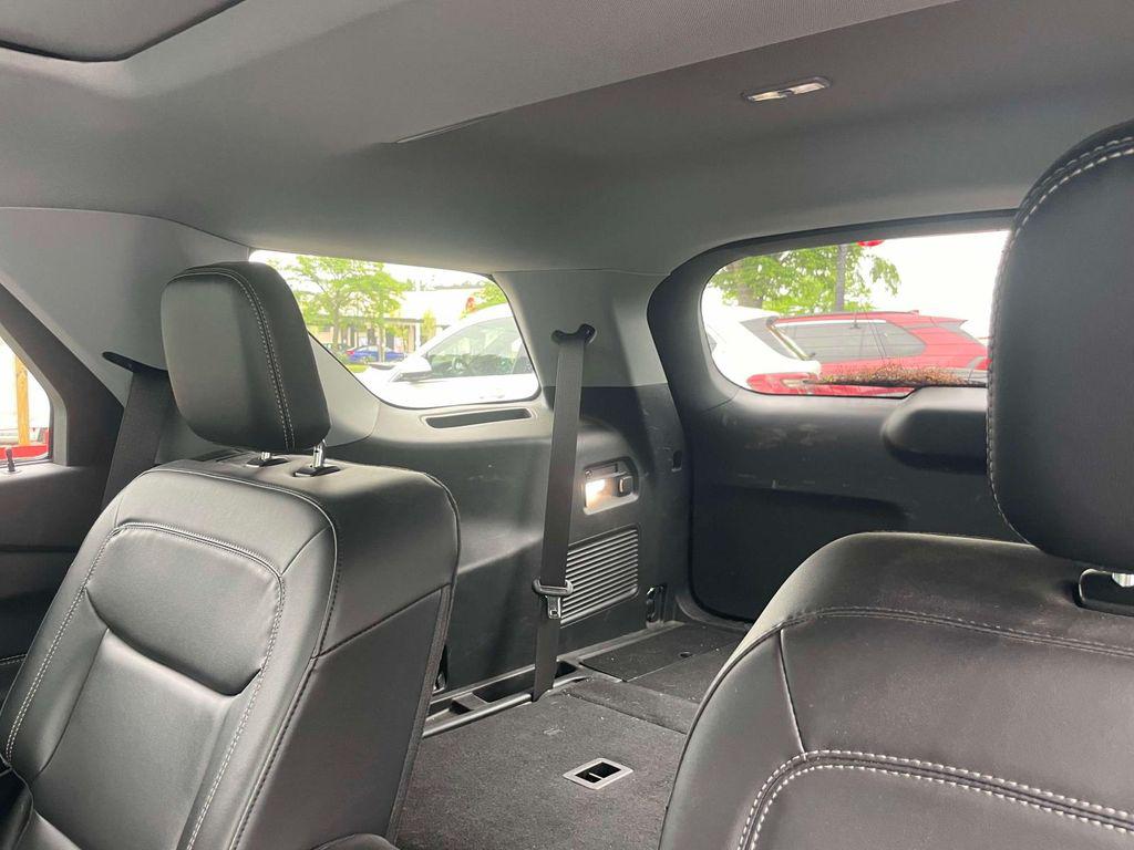 صورة مصغرة 12 لـ 2023 FORD EXPLORER XLT