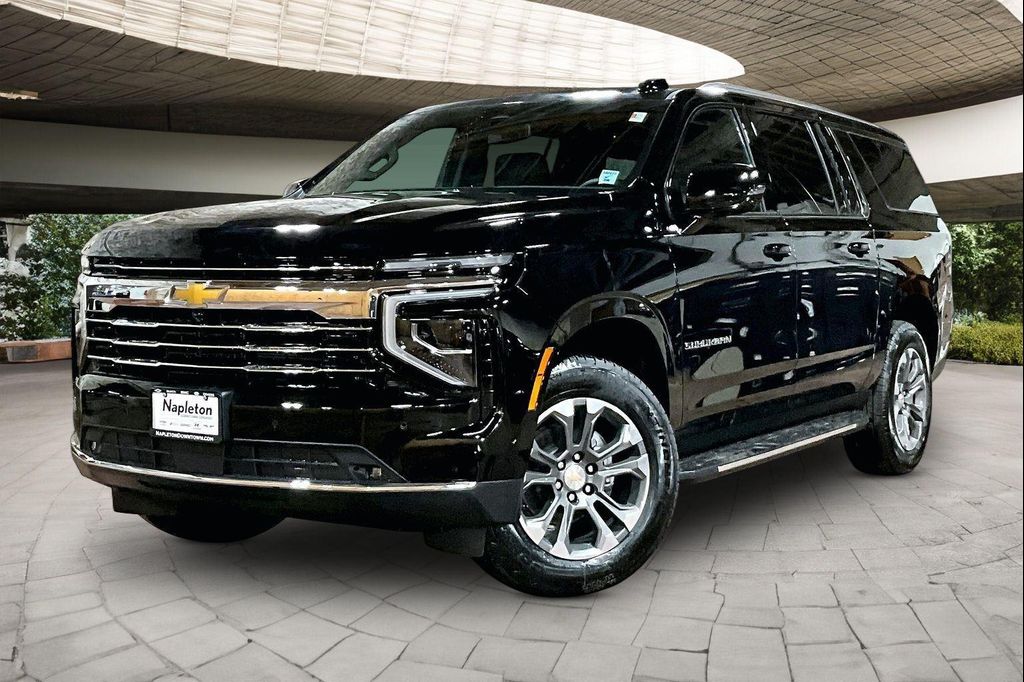 New 2026 Chevrolet Suburban LT