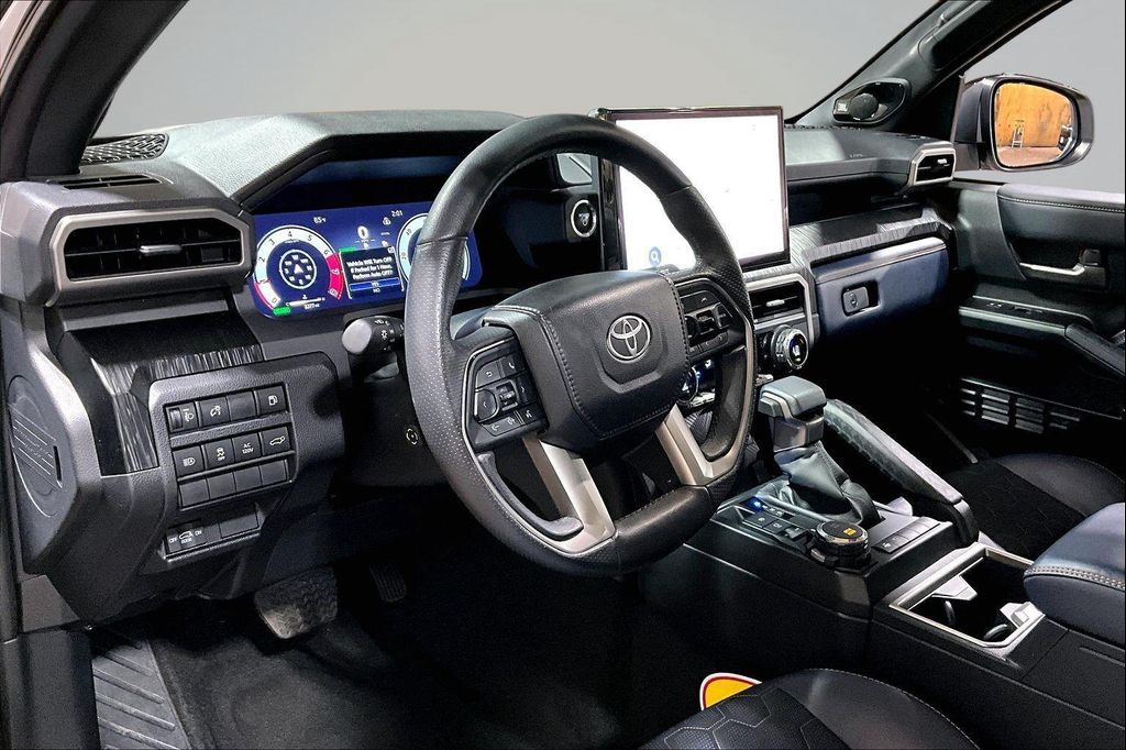 2025 Toyota 4RUNNER HYBRID PLATINUM 缩略图 15
