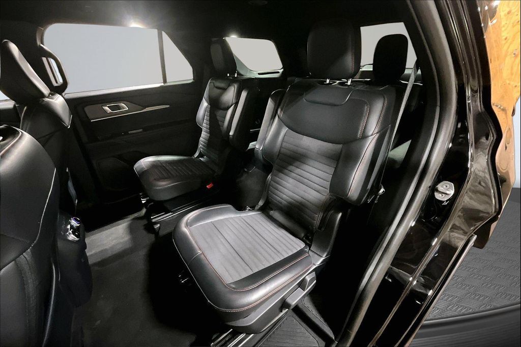 2026 FORD EXPLORER ST-LINE 缩略图 26