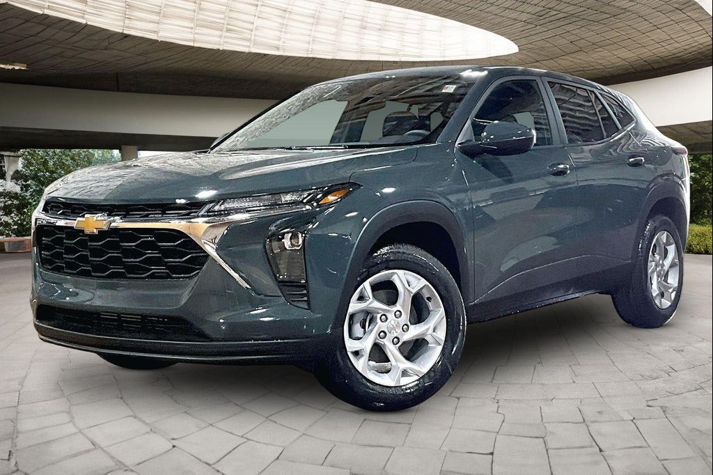 New 2026 Chevrolet Trax LS