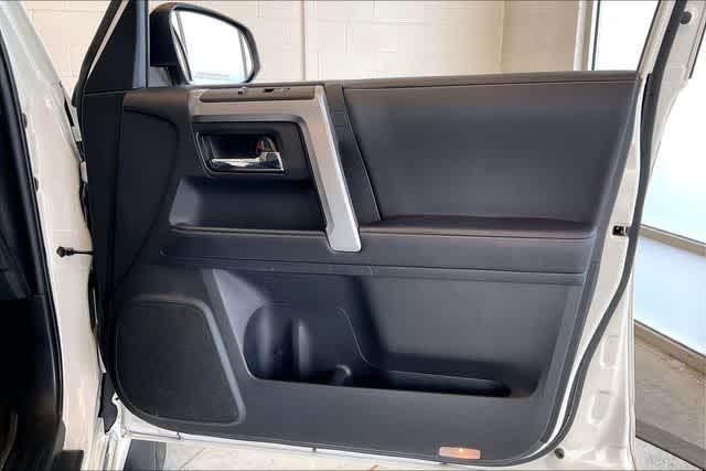 2022 Toyota 4RUNNER LIMITED — миниатюра 26