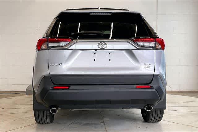 TOYOTA RAV4 - 6
