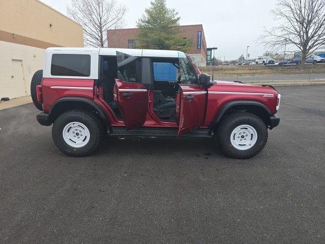 FORD BRONCO - 10