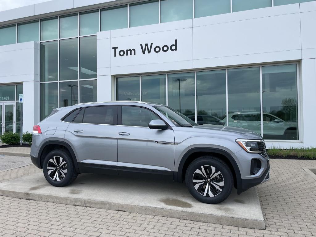 New 2026 Volkswagen Atlas Cross Sport 2.0T SE