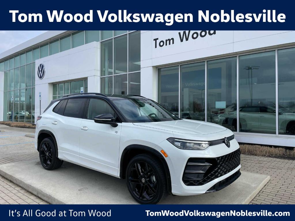 New 2026 Volkswagen Tiguan 2.0T SE R-Line Black