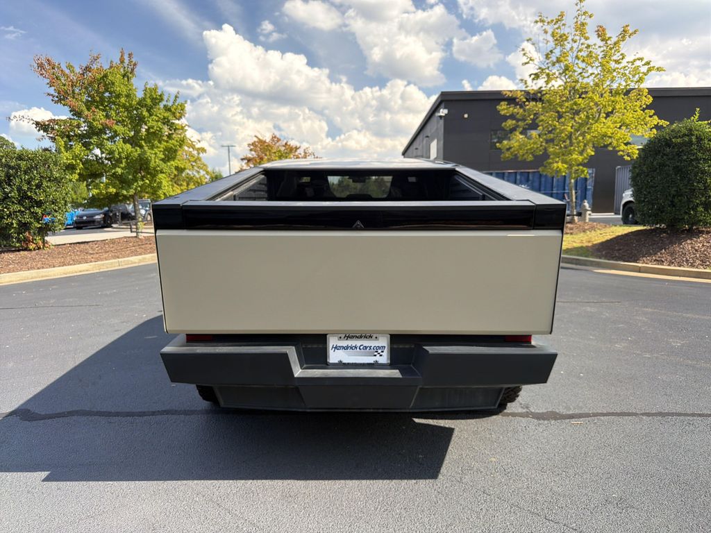 صورة مصغرة 14 لـ 2024 Tesla CYBERTRUCK ALL-WHEEL DRIVE