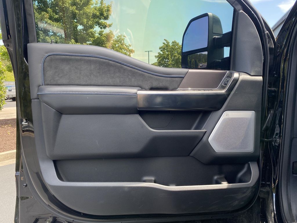 صورة مصغرة 23 لـ 2026 FORD F-250 PLATINUM