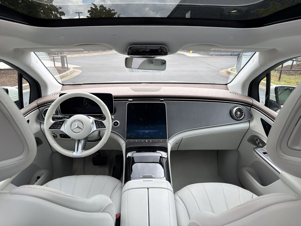 2023 Mercedes-BENZ EQE — миниатюра 18