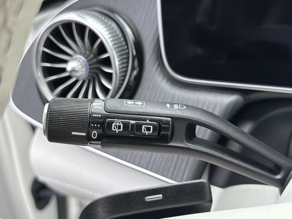 2023 Mercedes-BENZ EQE — миниатюра 30