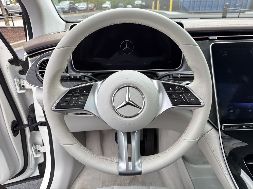 2023 Mercedes-BENZ EQE 照片 10