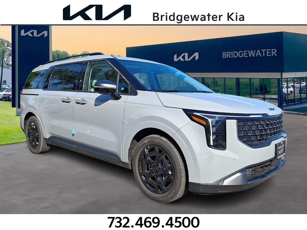 New 2026 Kia Carnival Hybrid SX