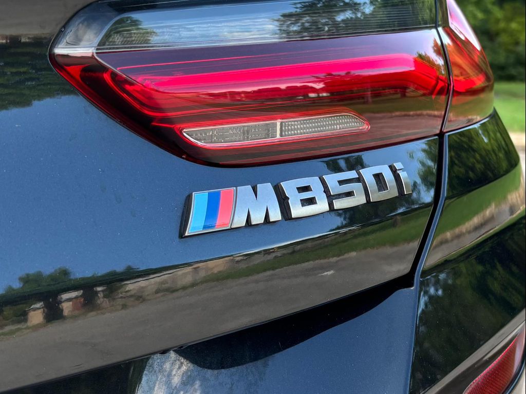 صورة مصغرة 19 لـ 2021 BMW M850 XDRIVE