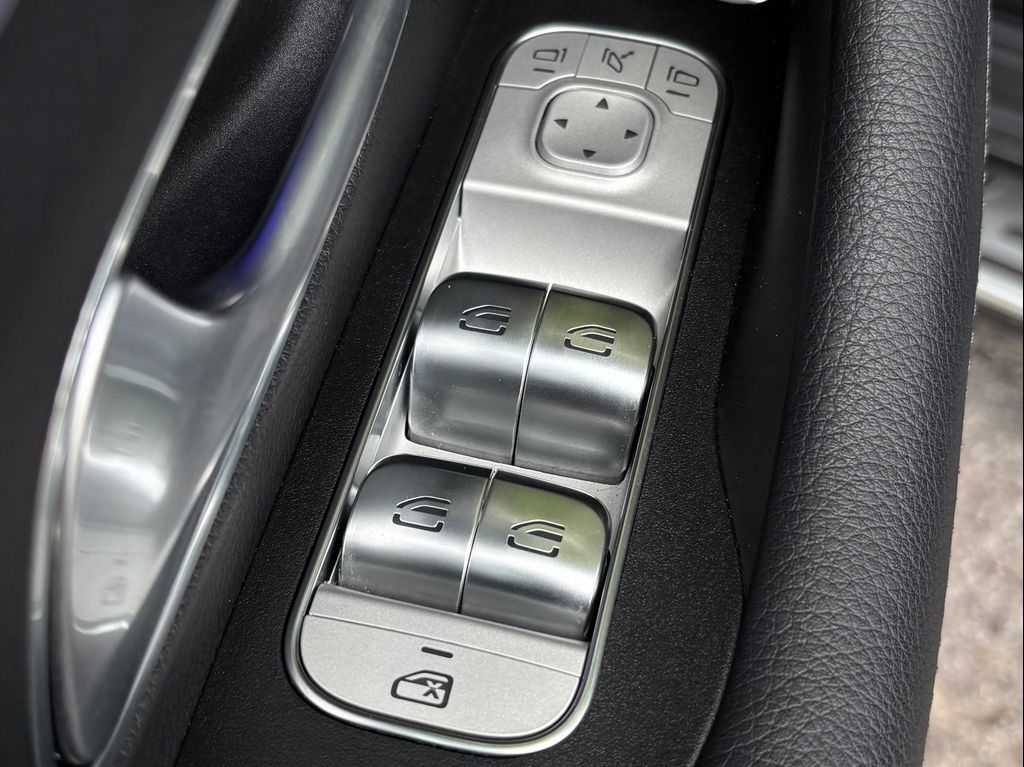 2025 Mercedes-BENZ GLS 缩略图 63
