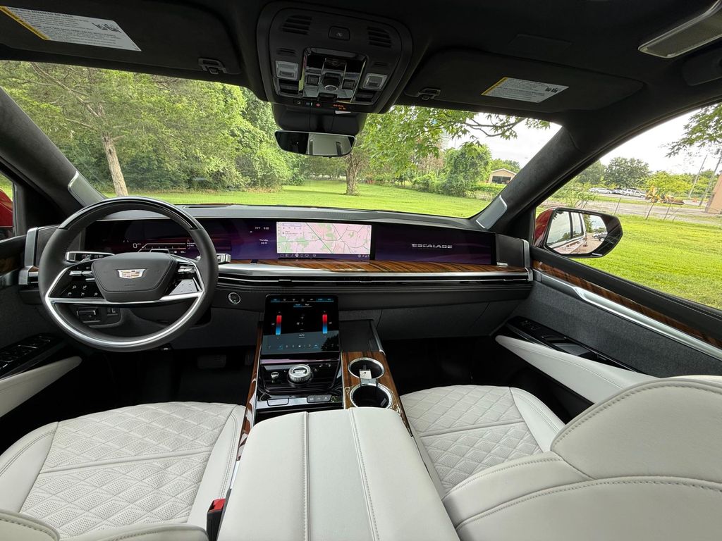 صورة مصغرة 30 لـ 2025 Cadillac ESCALADE SPORT PLATINUM