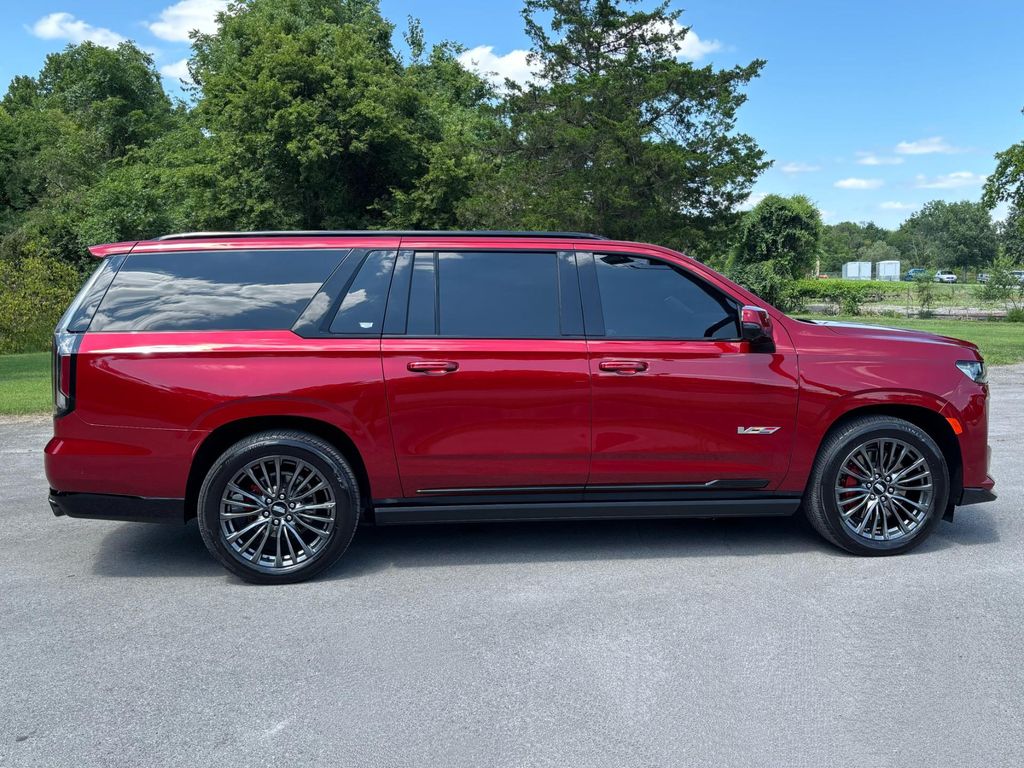2023 Cadillac ESCALADE ESV V-SERIES — фото 7