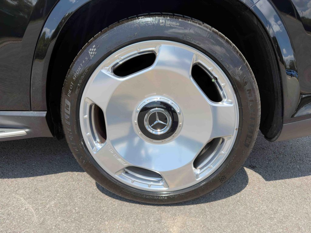 2021 Mercedes-BENZ AMG GLS 63 BASE — фото 11