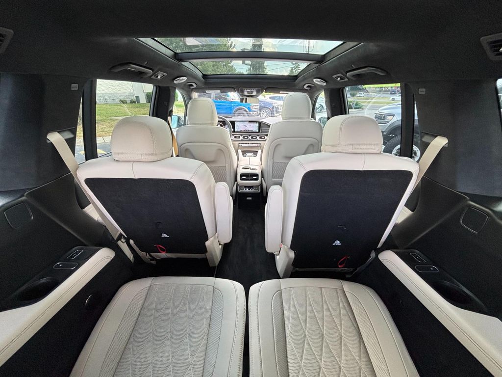 2021 Mercedes-BENZ AMG GLS 63 BASE — фото 20