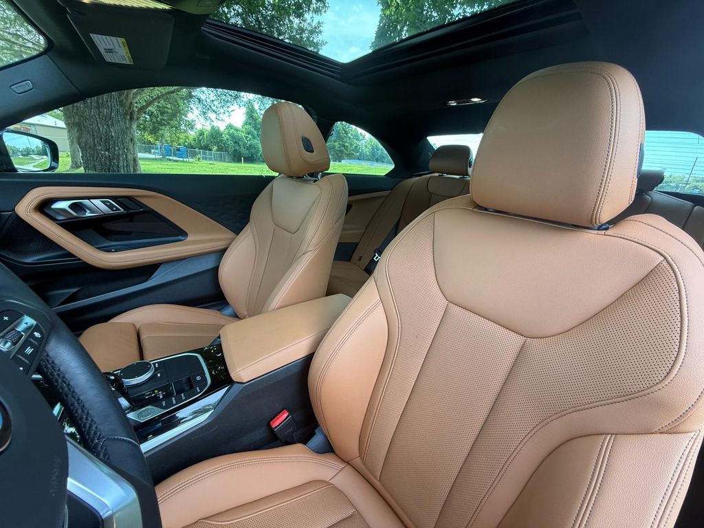2022 BMW 230 I — миниатюра 11