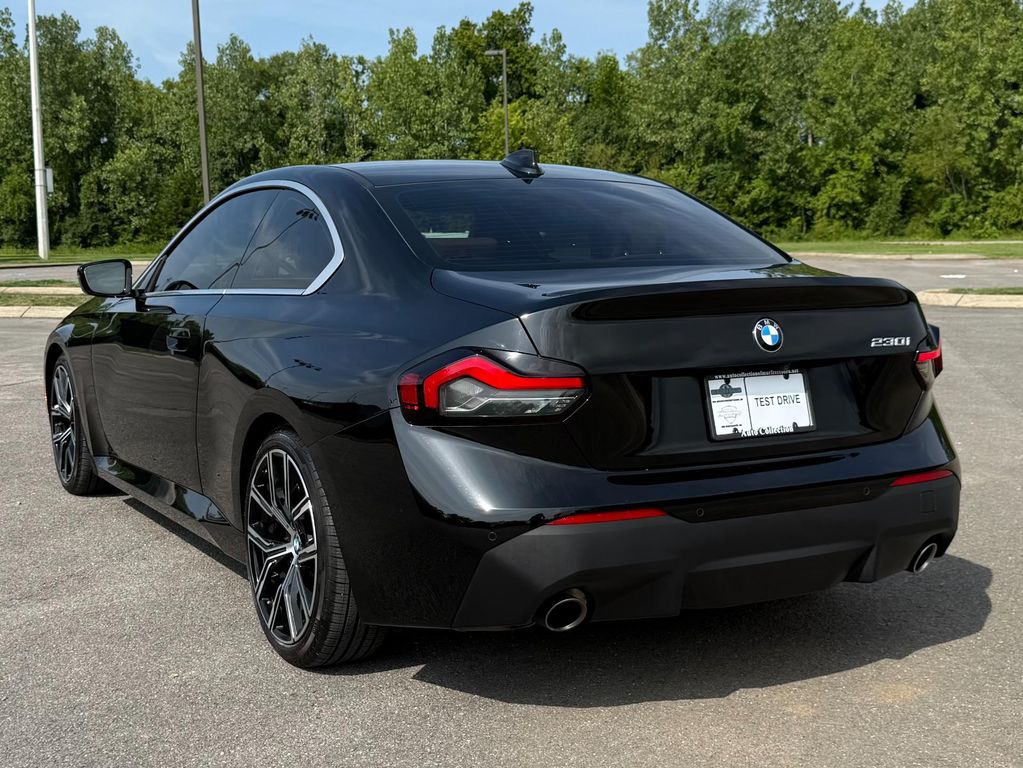 صورة 4 لـ 2022 BMW 230 I