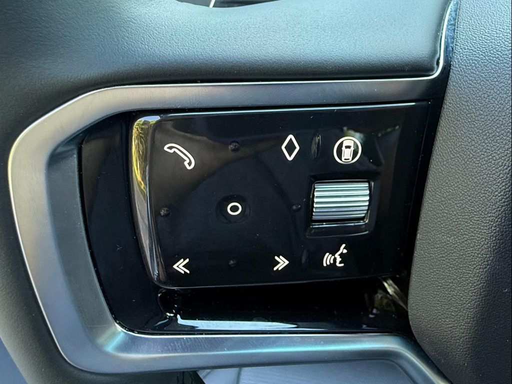 صورة مصغرة 25 لـ 2025 LAND Rover DISCOVERY SPORT S