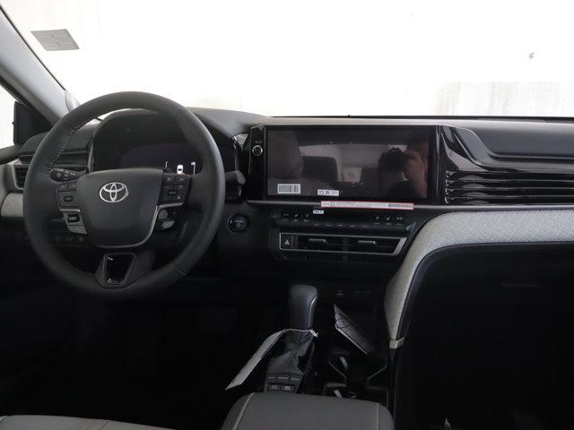 TOYOTA CAMRY - 2