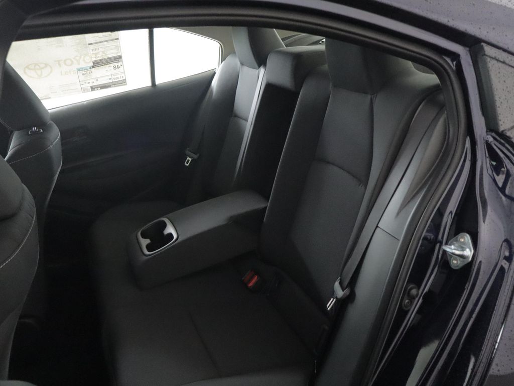 صورة 8 لـ 2026 Toyota COROLLA HYBRID LE