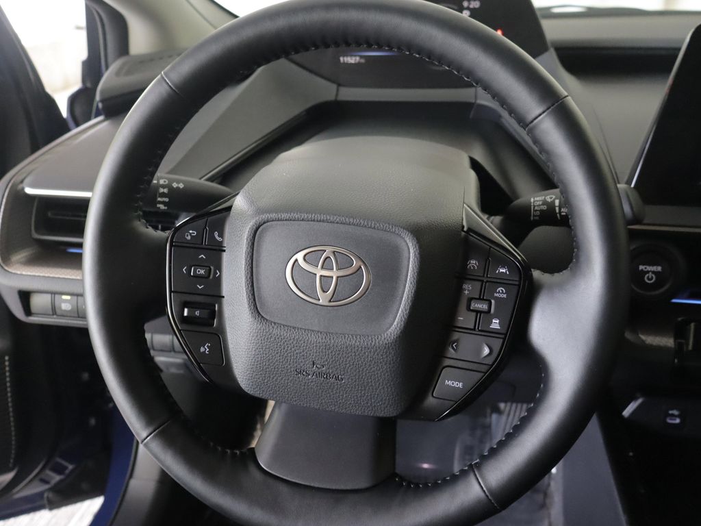 صورة مصغرة 11 لـ 2024 Toyota PRIUS XLE