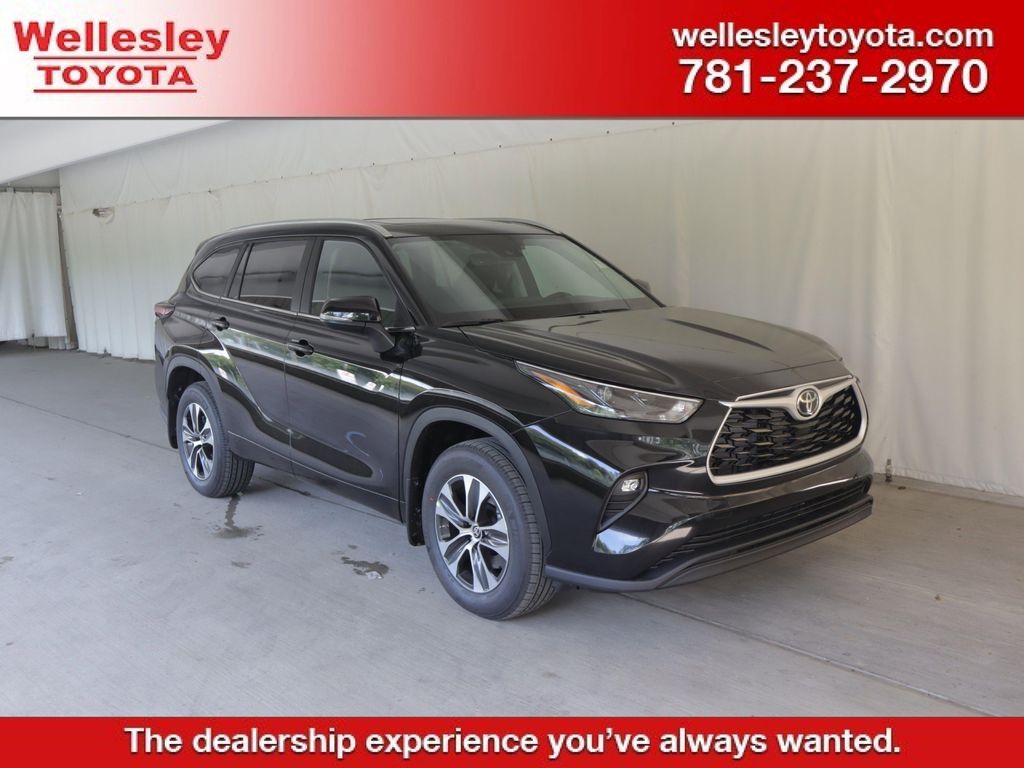 New 2026 Toyota Highlander XLE
