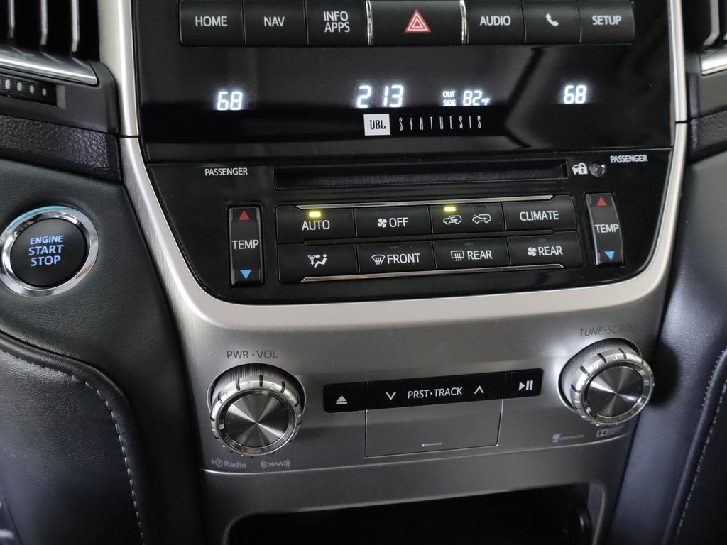 2021 Toyota LAND CRUISER BASE photo 15
