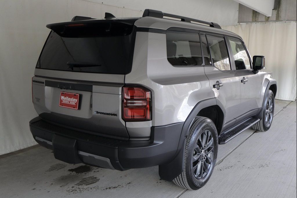 2025 Toyota LAND CRUISER 1958 — фото 7