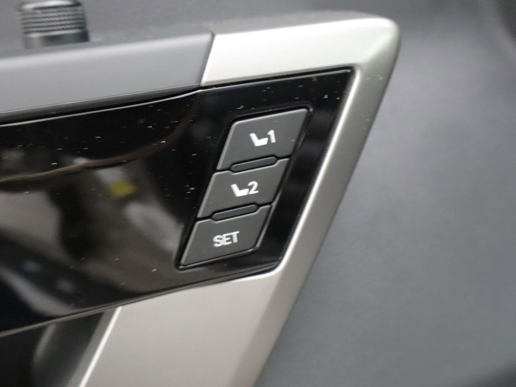 صورة مصغرة 12 لـ 2026 Toyota SEQUOIA LIMITED